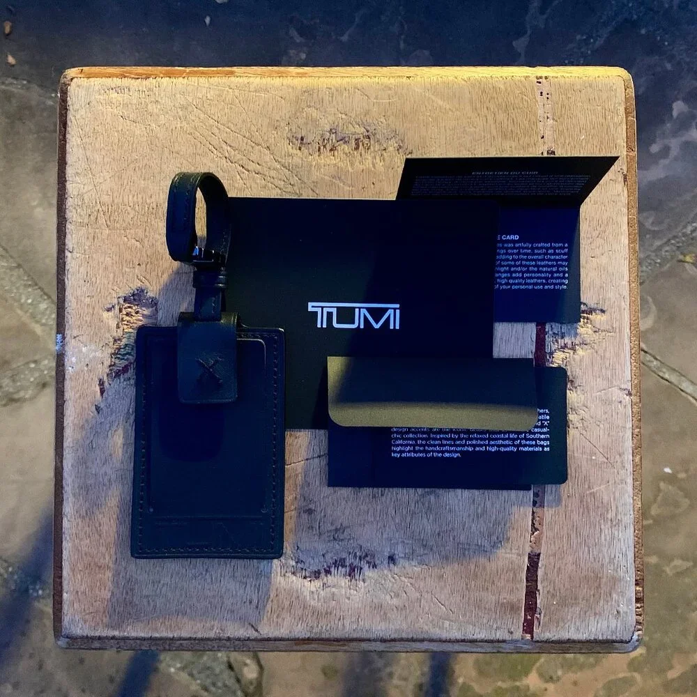 Tumi Santa Monica tote carry on bag - Picture 8 of 16